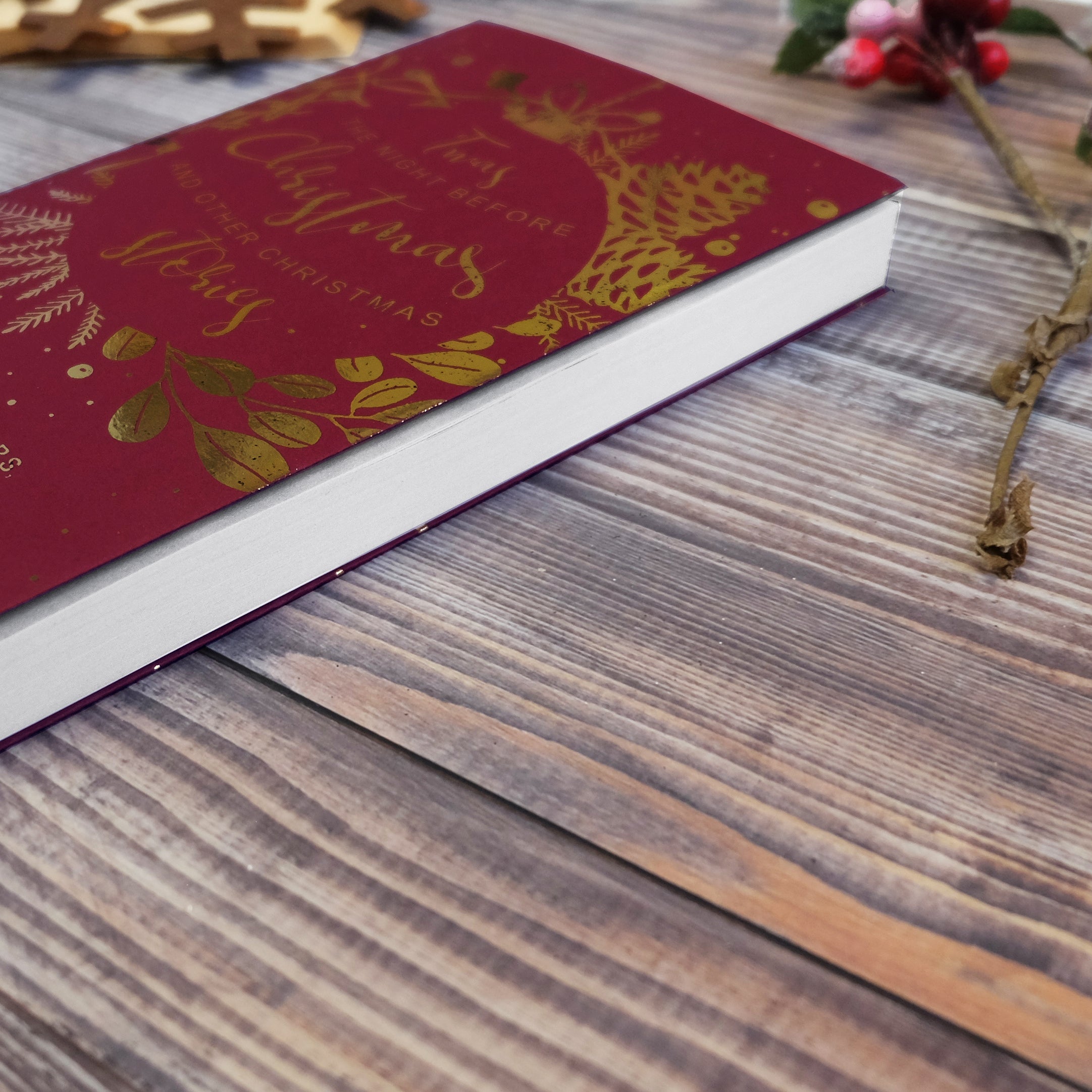 Personalised Christmas Eve book. Custom Christmas Book. Twas the night before Christmas. Xmas Eve gifts. Gold foiled. Traditional Christmas Present. Gifts for the family. Bookishly. Gifts for book lover, bookworms, readers, bibliophiles.