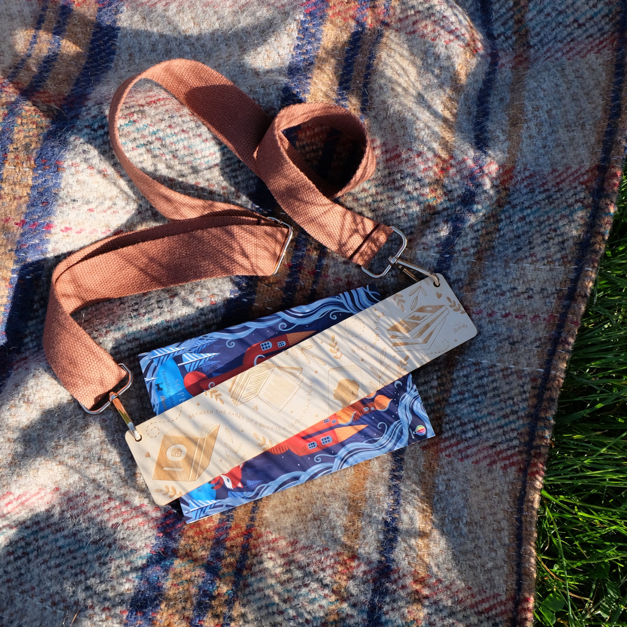 Bookmark Purse Book Carrier | Wooden Crossbody Book Strap