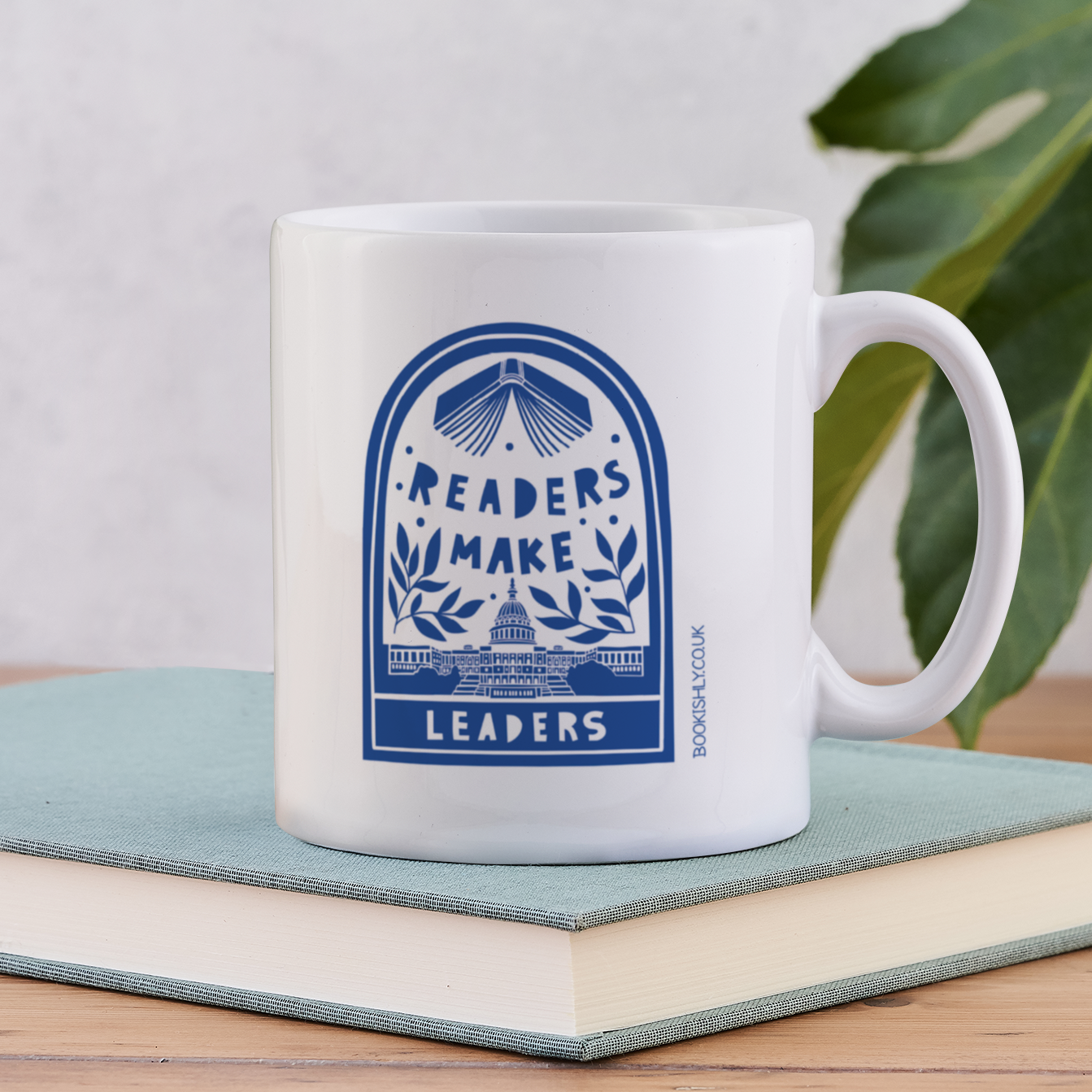 Readers make Leaders - Literary Mug